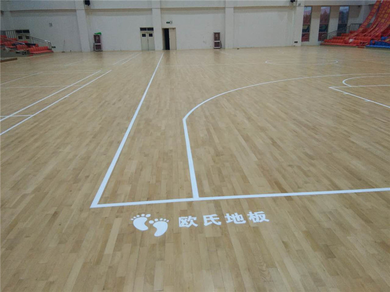 篮球场地板价格